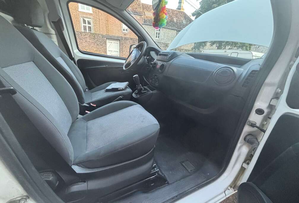 Peugeot Bipper 1.4i (EU5)