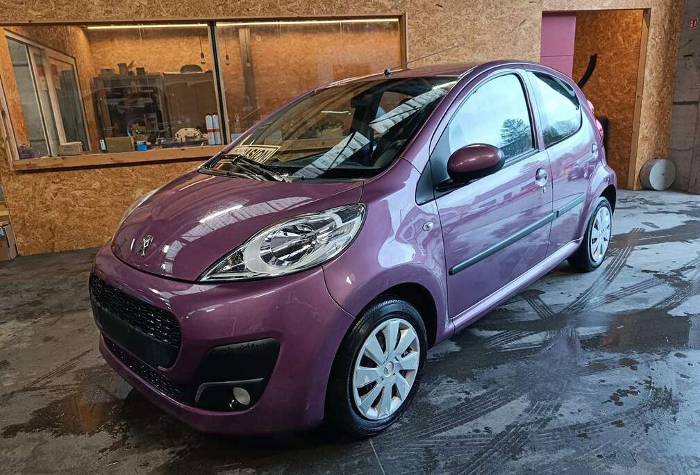 Peugeot 107 1.0i Envy