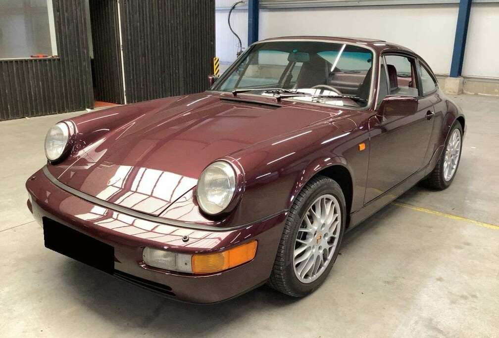 Porsche Carrera 4