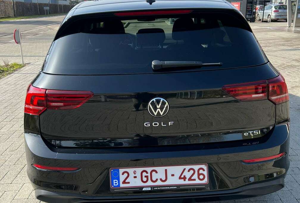 Volkswagen Golf 8