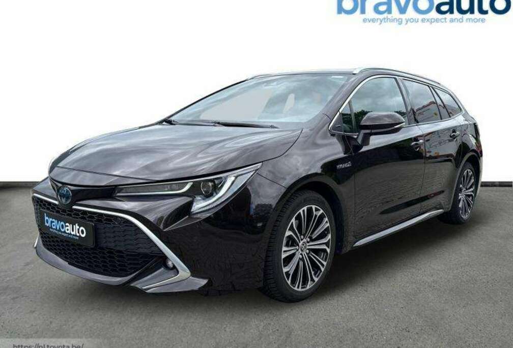 Toyota 122hp HEV TS Style | carplay | all seasons