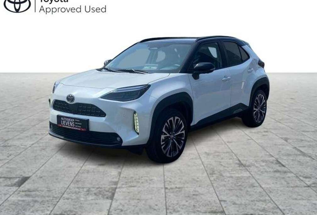 Toyota Elegant + Pano 1.5HYB eCVT