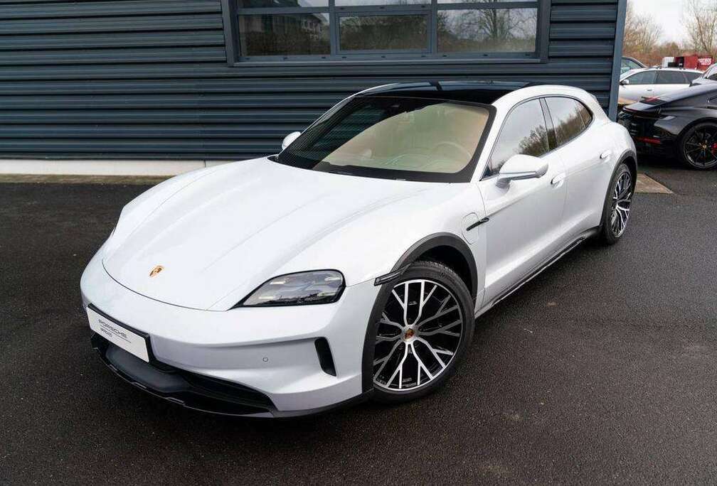 Porsche Taycan 4 Cross Turismo