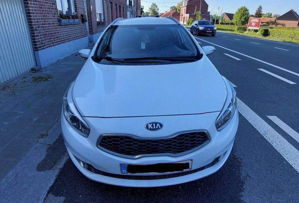 Kia Ceed 1.4 CVVT Fifa World Cup Edition