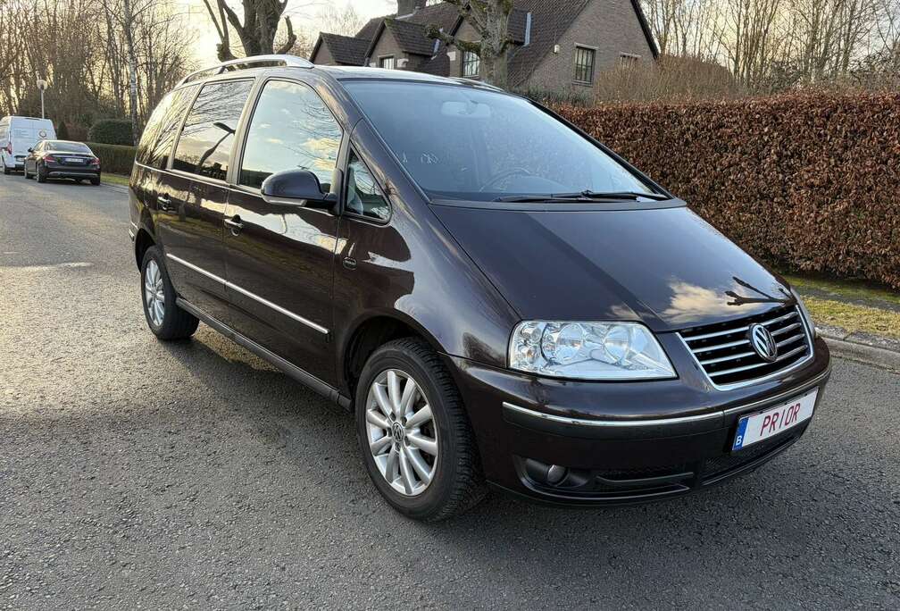 Volkswagen 1.9 TDi Highline 7 pl