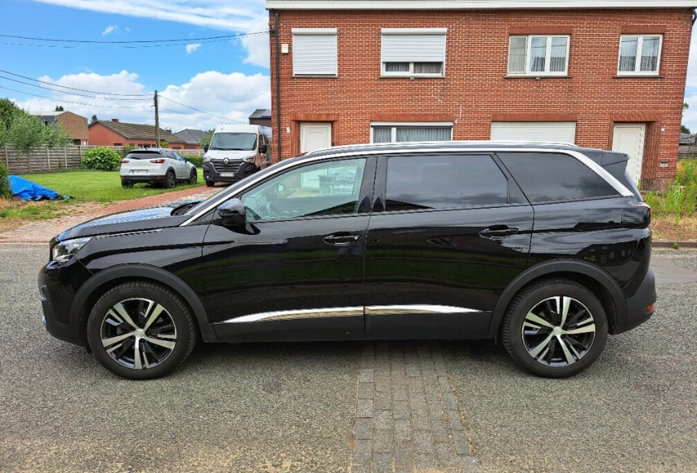 Peugeot 5008 1,5HDI Allure - 7PL