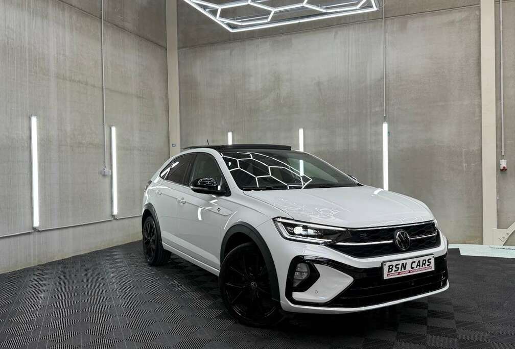 Volkswagen R-LINE/AUTOMAAT/PANO/CAMERA/CARPLAY/FULL/GARANTIE