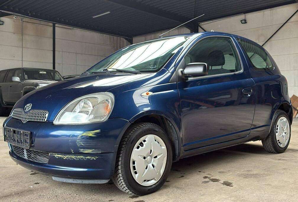 Toyota  1.0i 16v Linea Natura