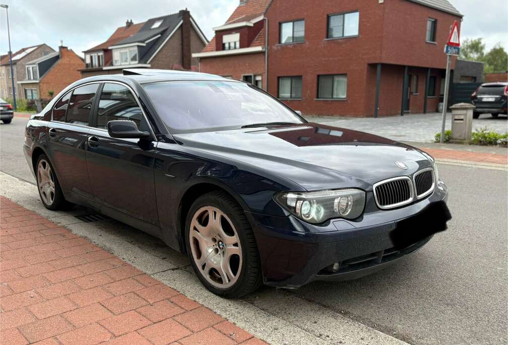 BMW TEL: 0472.92.59.40.