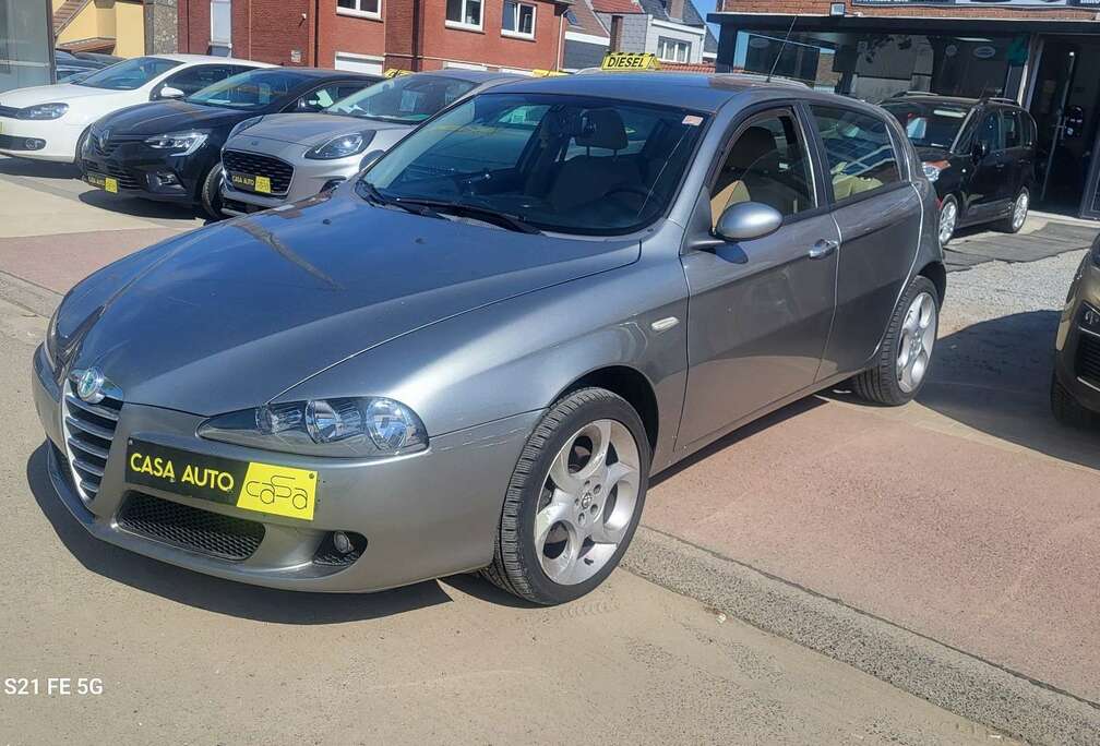 Alfa Romeo 147  TS Boite Auto//Automaat Essence//Benzine