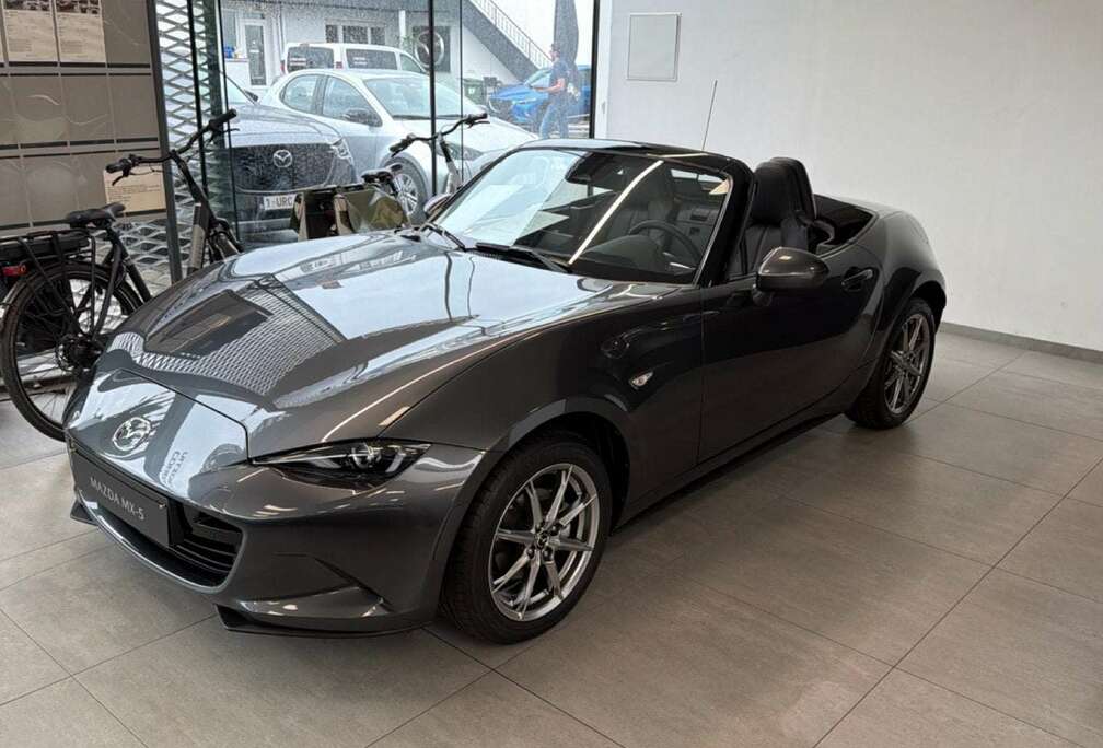 Mazda SKYACTIV-G Exclusive-Line