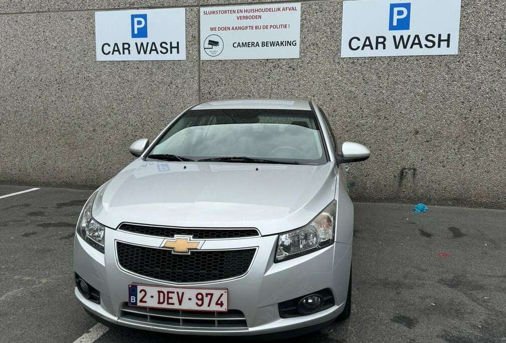 Chevrolet 1.6 LS