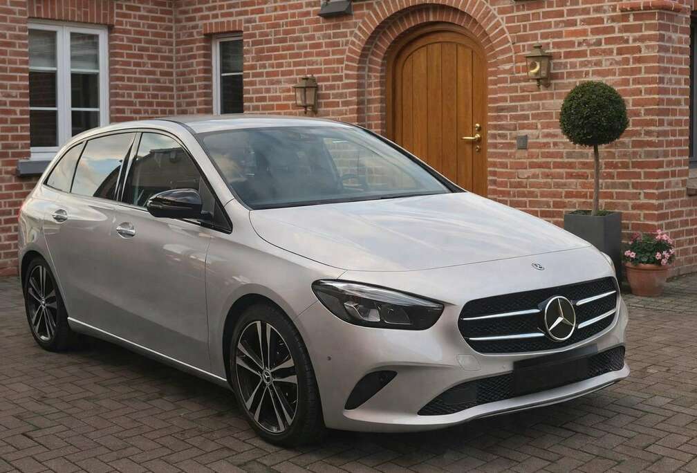 Mercedes-Benz d Launch Edition limité pack night