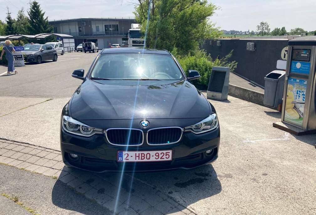 BMW 318i