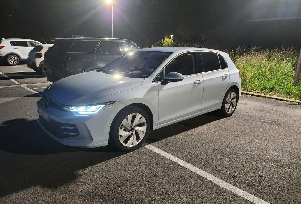 Volkswagen 1.5 eTSI Life DSG