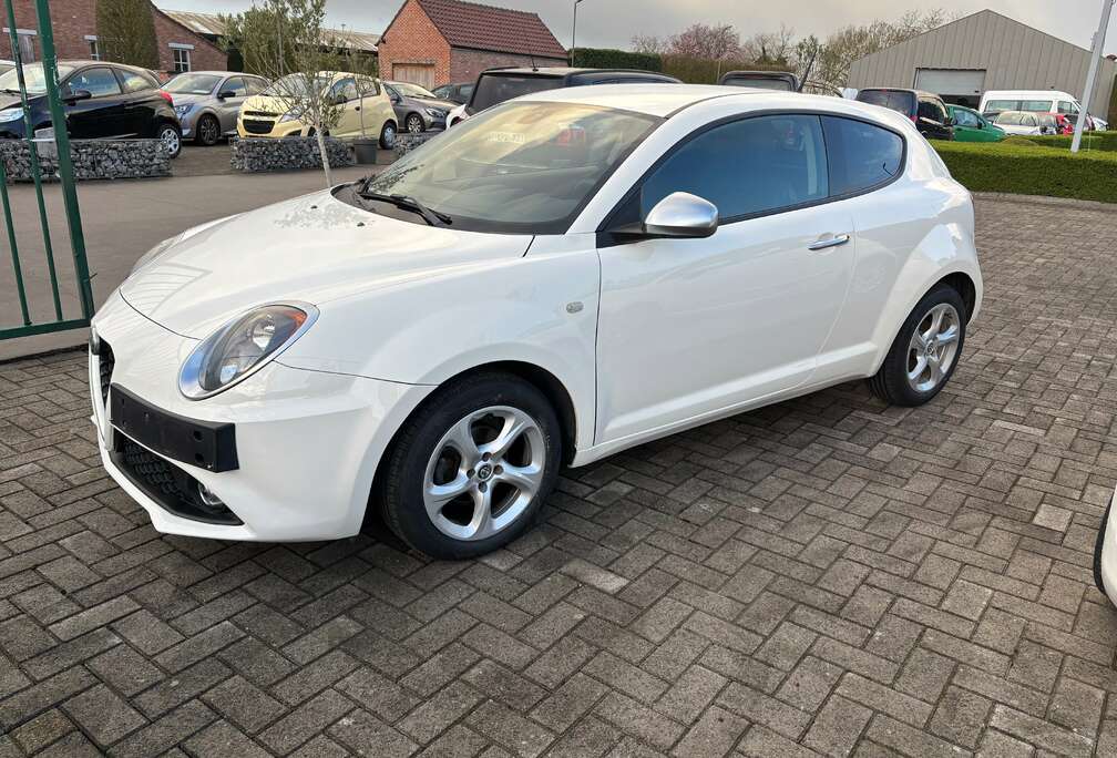 Alfa Romeo Mito 1.4i Super