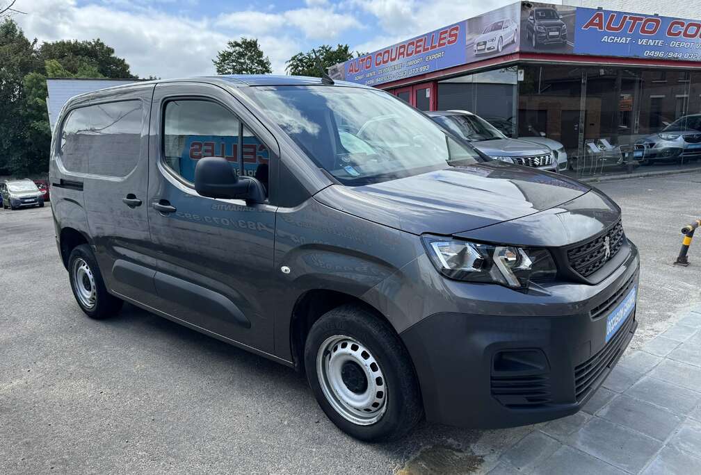 Peugeot 1.2 PureTech L1 Light Premium S/S(EU6.3)