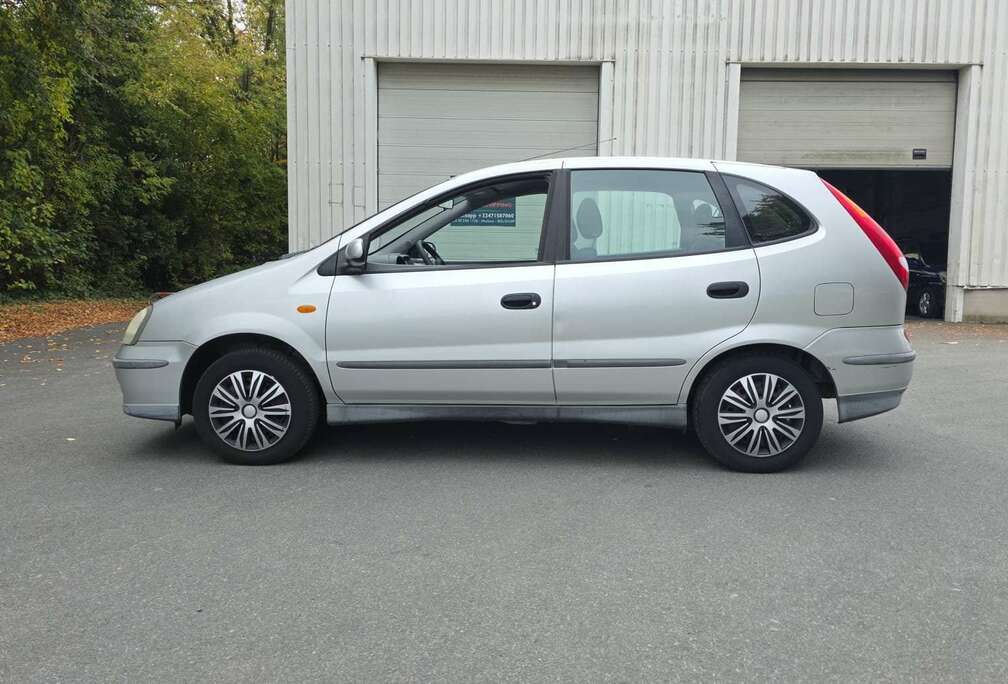 Nissan 1.8i 16v -MANUEL