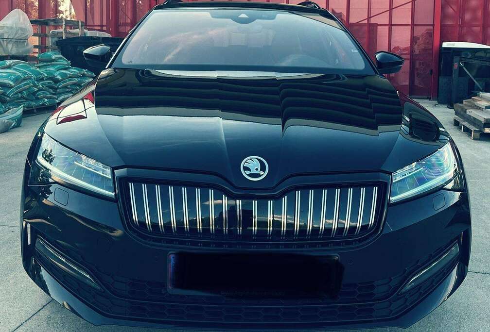 Skoda Superb PHEV 1.4 TSI Sportline DSG (EU6AP)