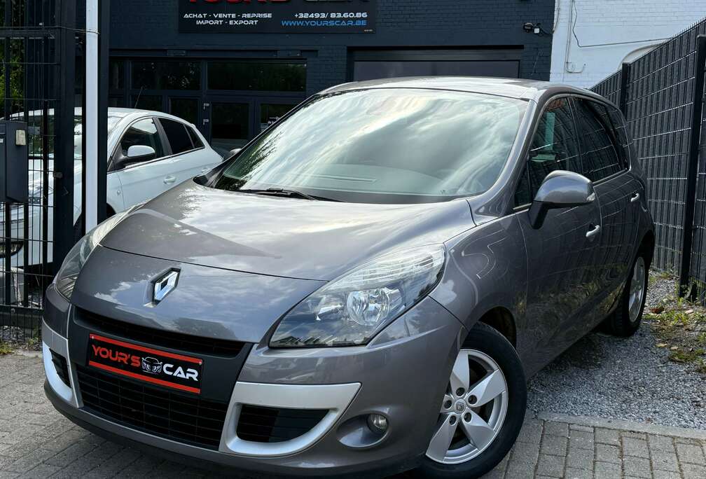 Renault 1.4i - Monospace - Navigation - Airco