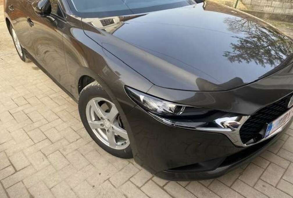 Mazda 3 Sedan 2.0i e-Skyactiv-G Skydrive Business Skydrive Business