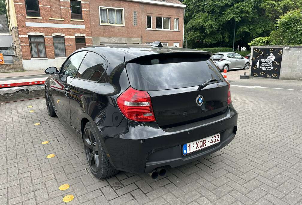 BMW 120i