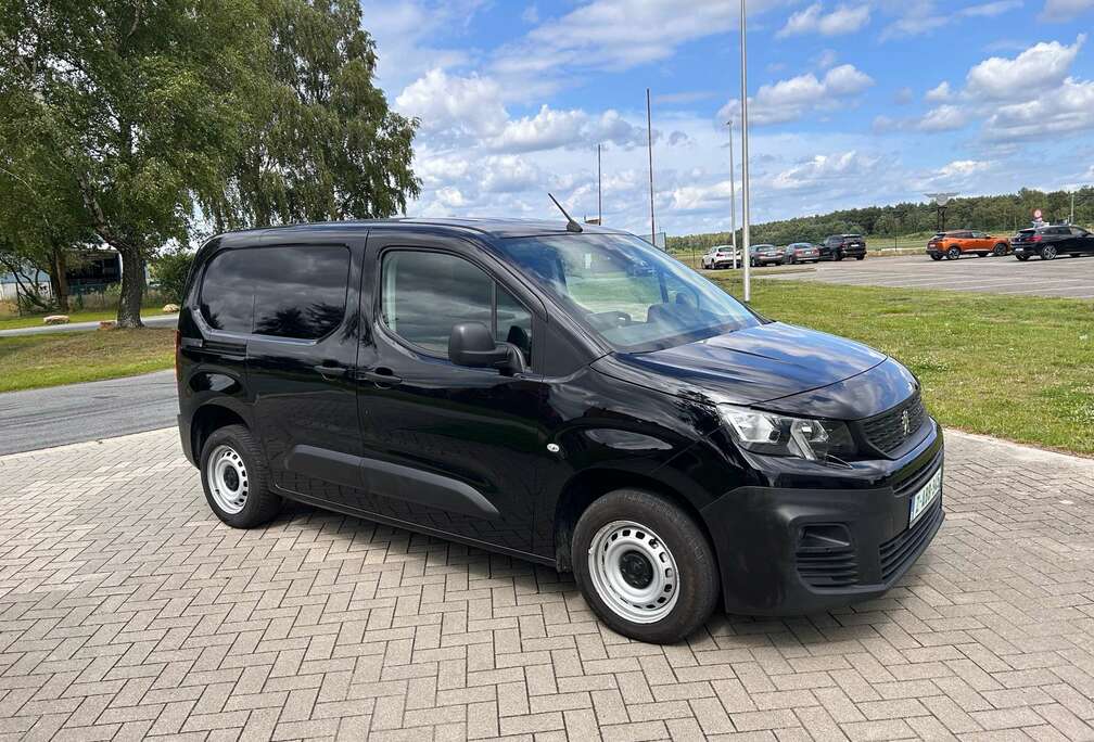 Peugeot 1.5 BlueHDi 75 L1 EHZ Premium