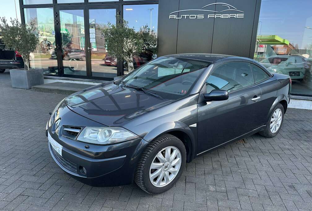 Renault 1.6i Privilège Cabrio Leder Cuir Clim