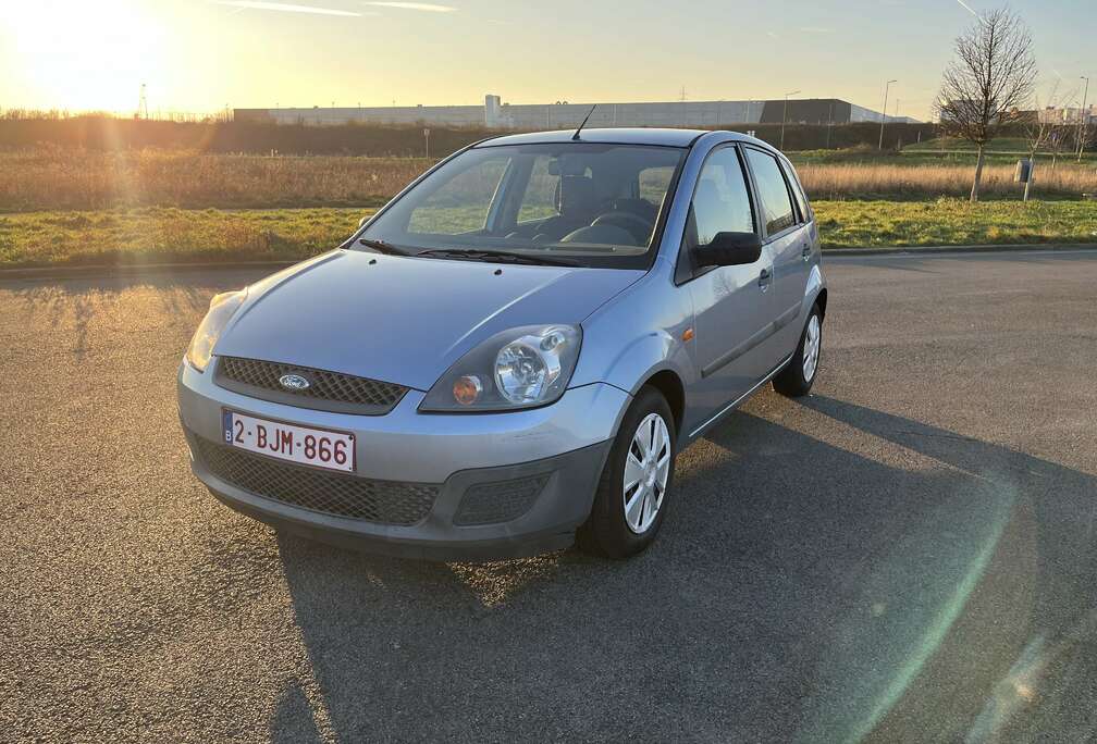 Ford 1.3i Trend