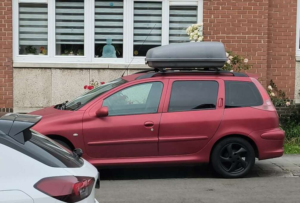 Peugeot SW 1.4i X Line