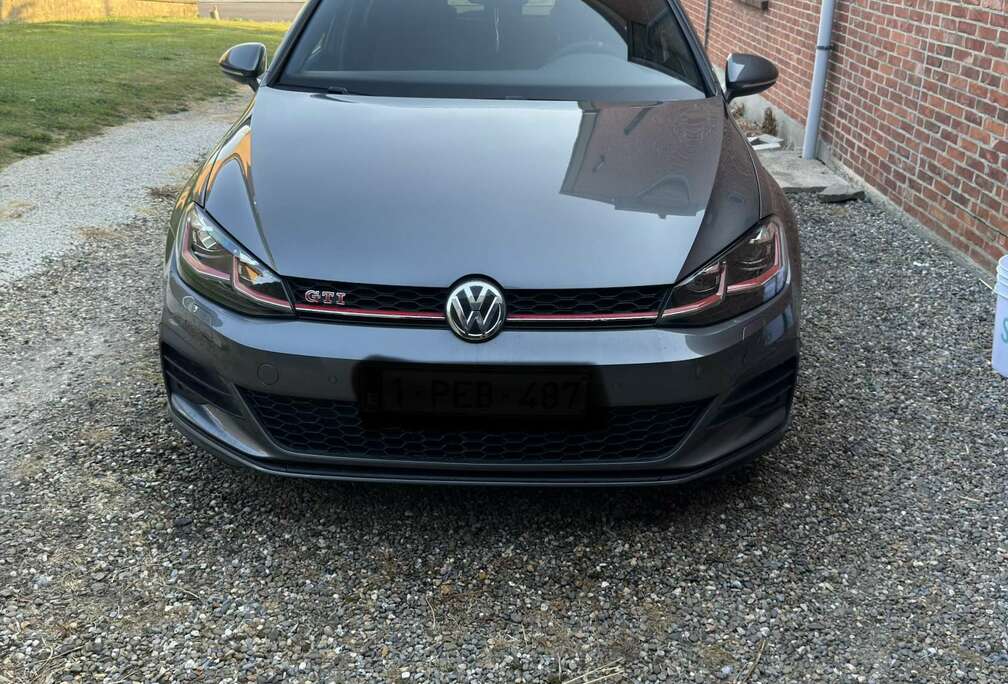 Volkswagen 2.0 TSI Performance DSG