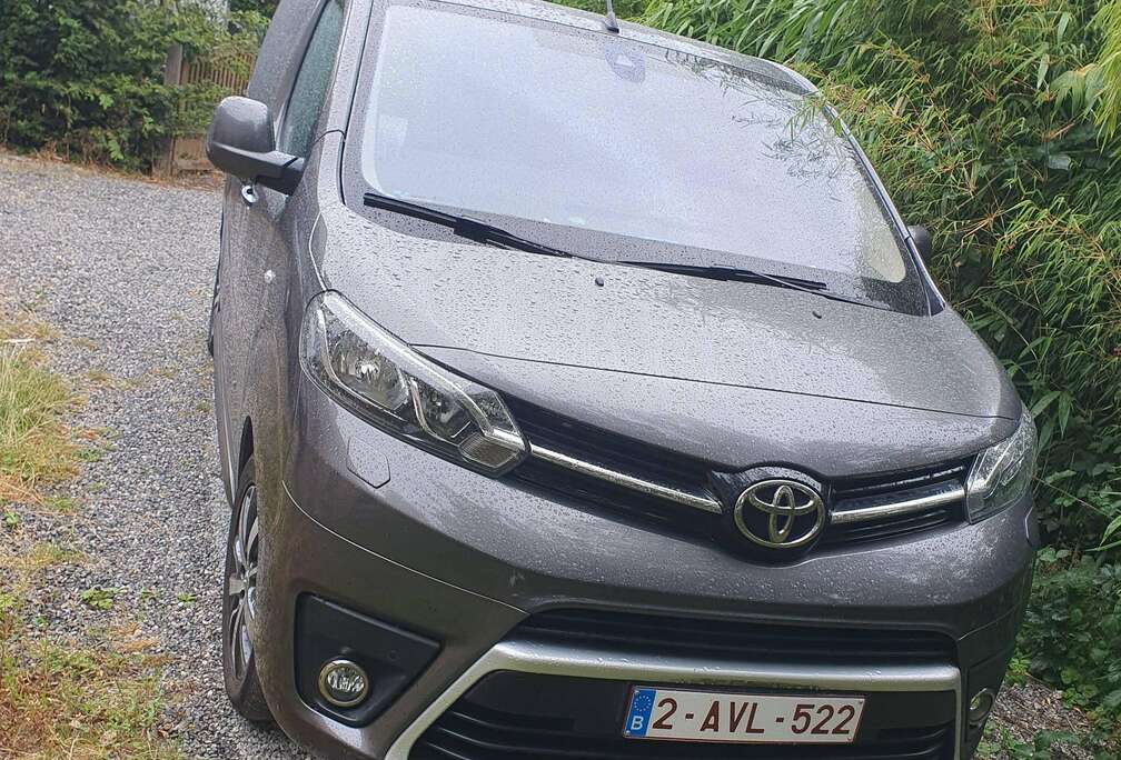 Toyota Toyota Proace 1.5 D-4D 120ch 8 places 2018