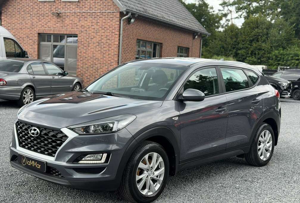 Hyundai 1.6i