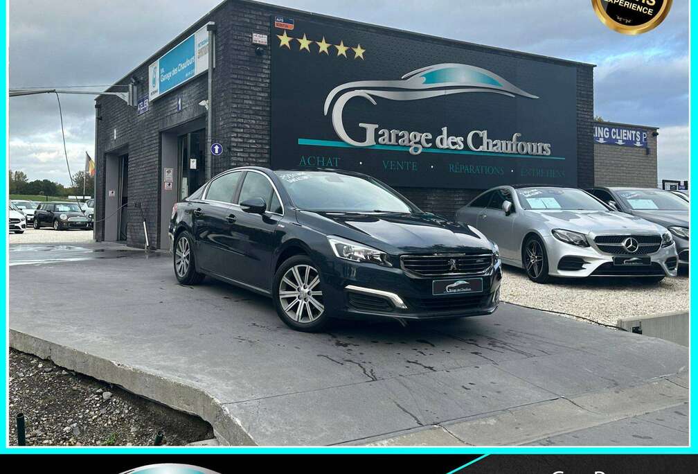 Peugeot 1.6 BlueHDi - ! Attelage ! - Navi - Cruise - Eu6b