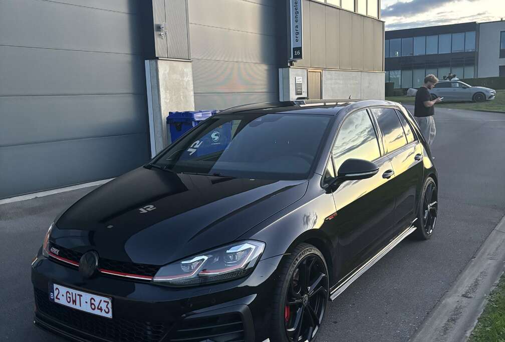 Volkswagen GTI TCR