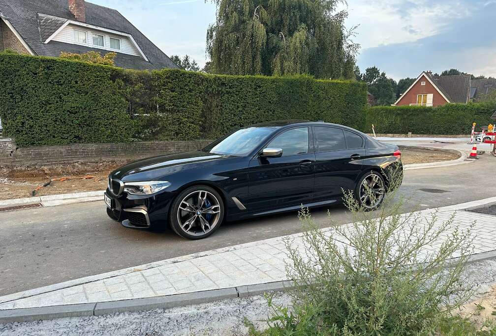 BMW M550iXAS 530pk (V8 4400cc Moteur M5)FULL*Ne41736*