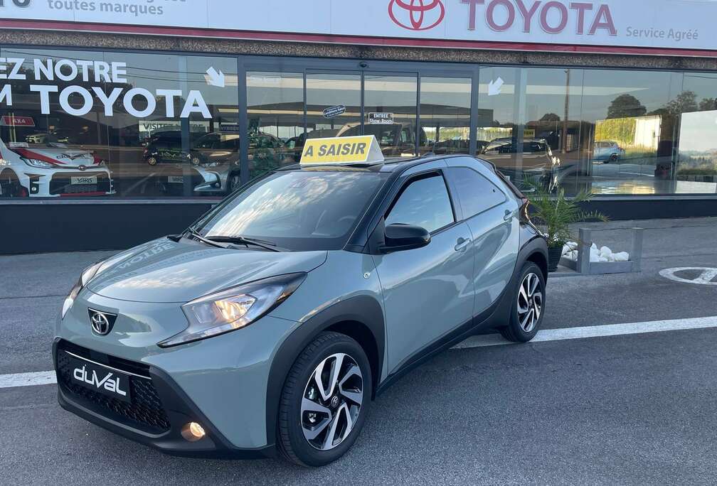 Toyota GARANTIE 10ANSNEW DE STOCK CHEZ DUVAL