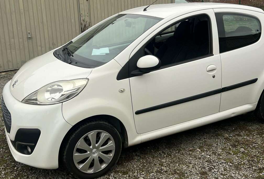 Peugeot 107 1.0i Access