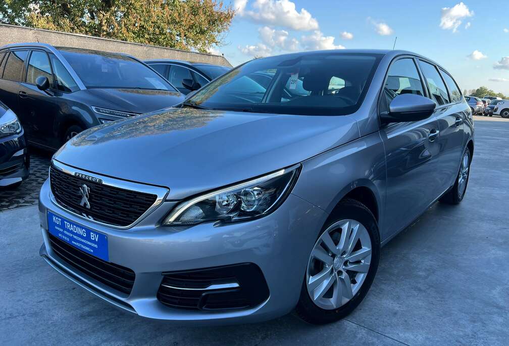 Peugeot SW 1.2i PURETECH AUTOMAAT NAVI CARPLAY BLUETOOTH