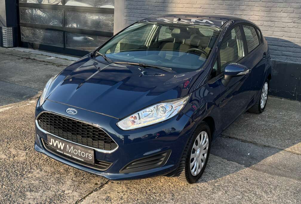 Ford 1.25i Facelift 2016  99dkm  Garantie  LEZ OK