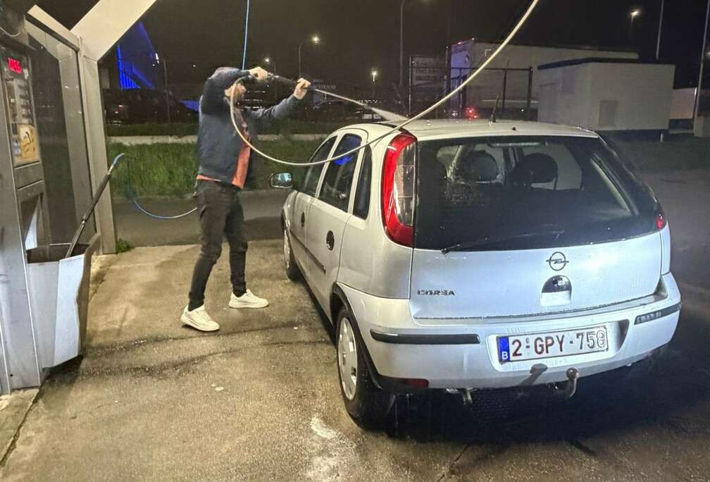 Opel 1.0i XEP 12v Cosmo Easytronic