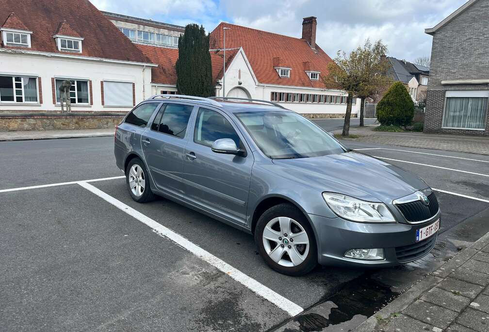 Skoda Octavia SW 1.4 TSI Ambiente