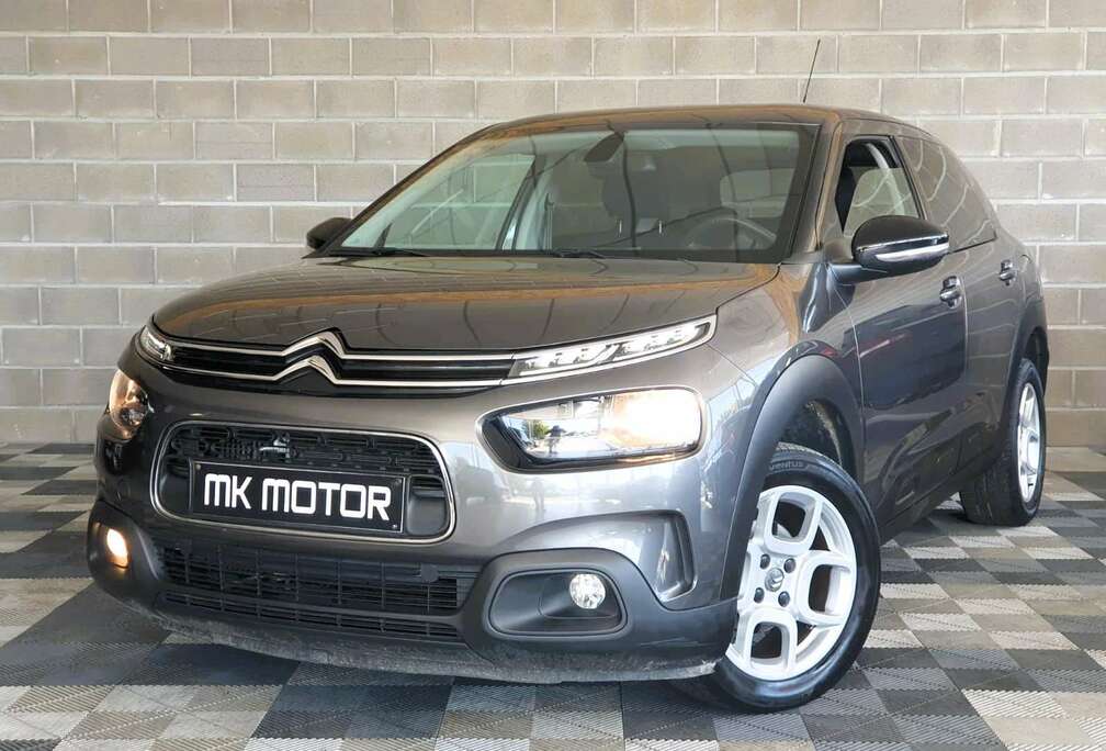 Citroen 1.2 ESSENCE 110CV - FULL CARNET - CAMERA - CAR PLAY