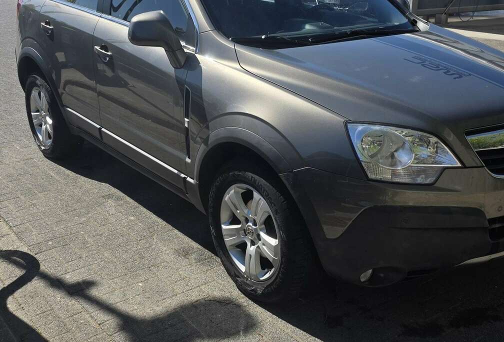 Opel 2.4i 4x4 Enjoy
