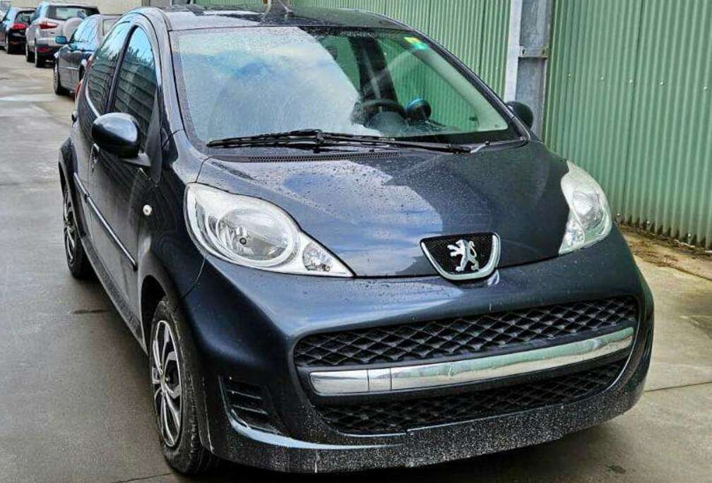 Peugeot 107 1.0i Urban Move