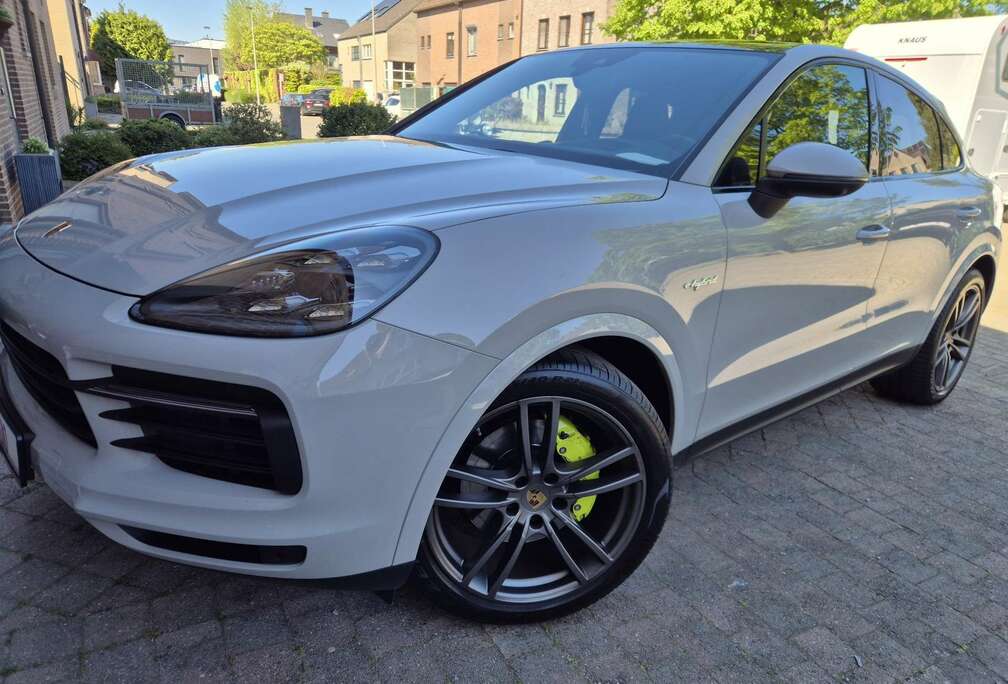 Porsche E-Hybrid Coupe