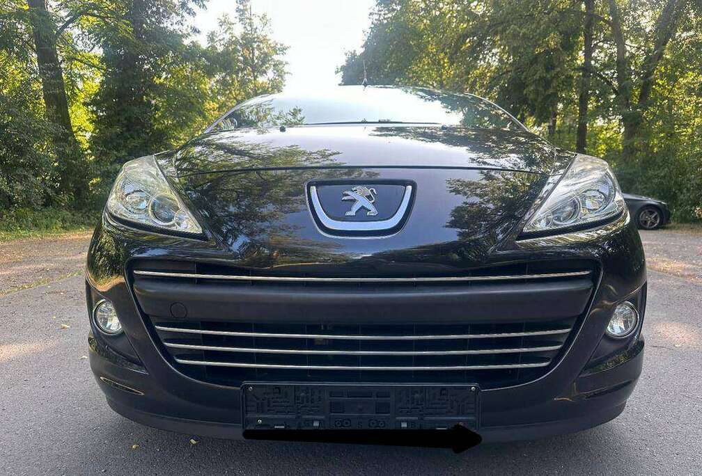 Peugeot 207 CC 1.6 HDi Key West FAP