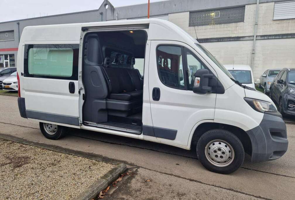 Peugeot Boxer 2.0 Hdi 130 CV Double Cabine 6 Places Garant