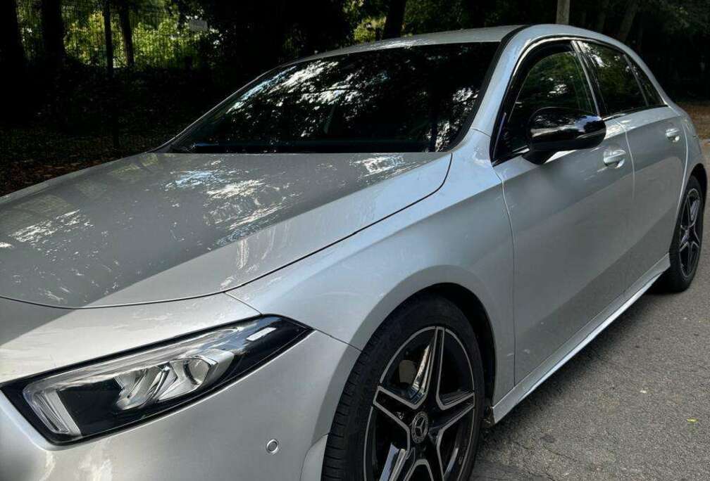 Mercedes-Benz A 180 d AMG Line