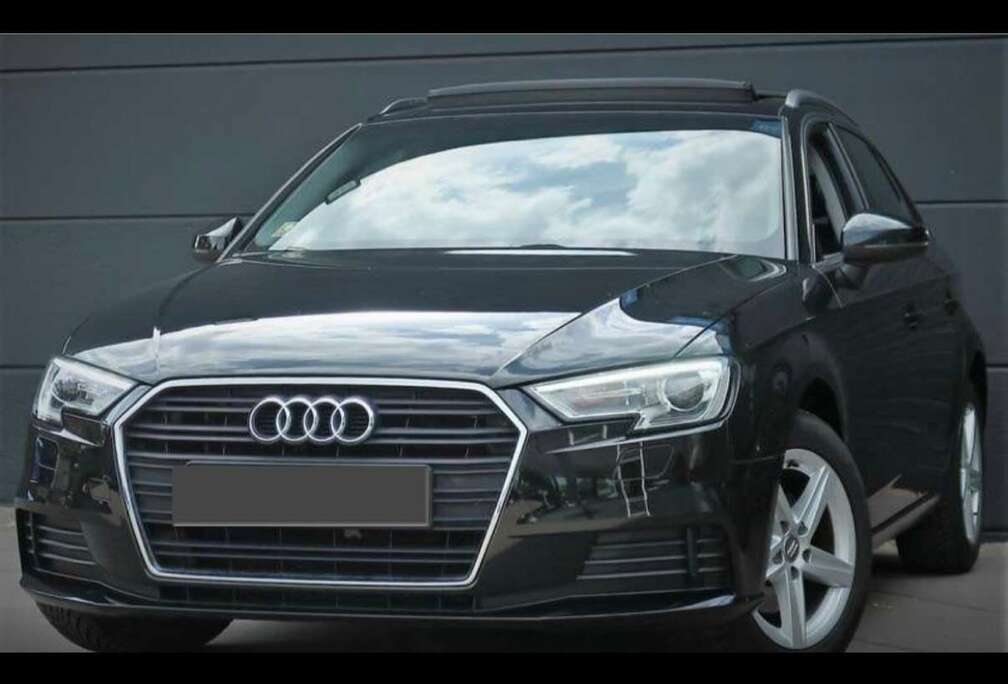 Audi 30 TFSI Sportback Panorama